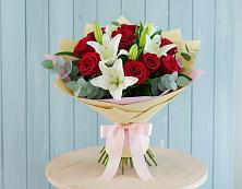 Букет цветов из:  Лилии и Розы в Ступино