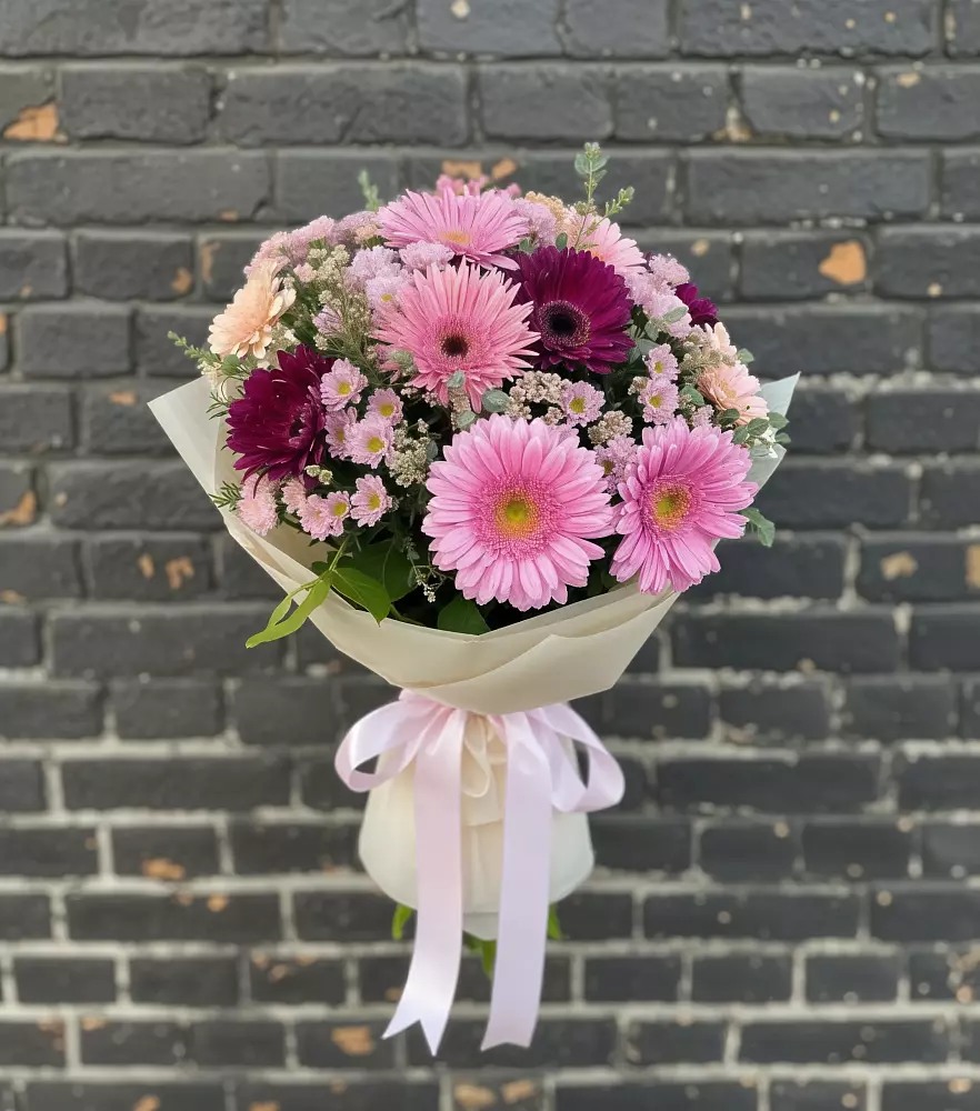 Букет цветов из: Герберы и Хризантемы в Ступино
