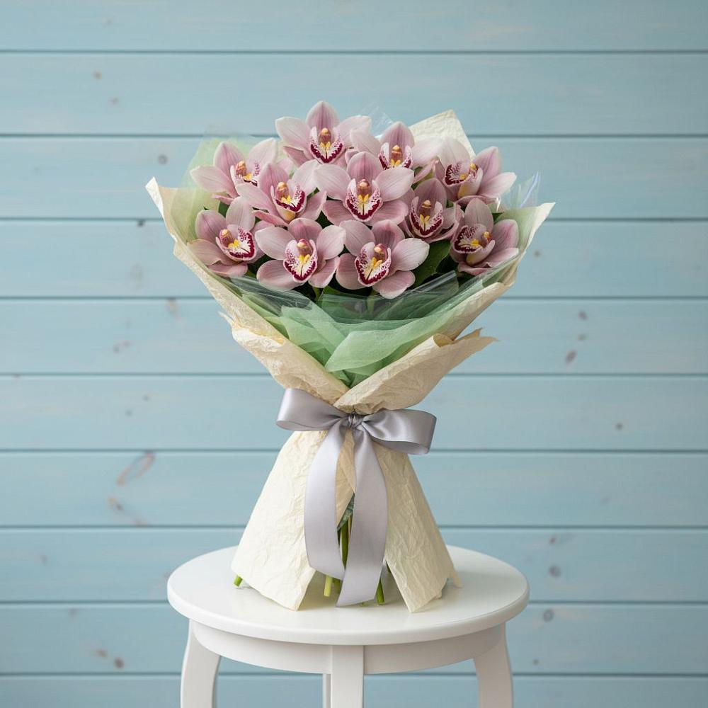 Букет цветов из: Орхидеи и Розы в Ступино