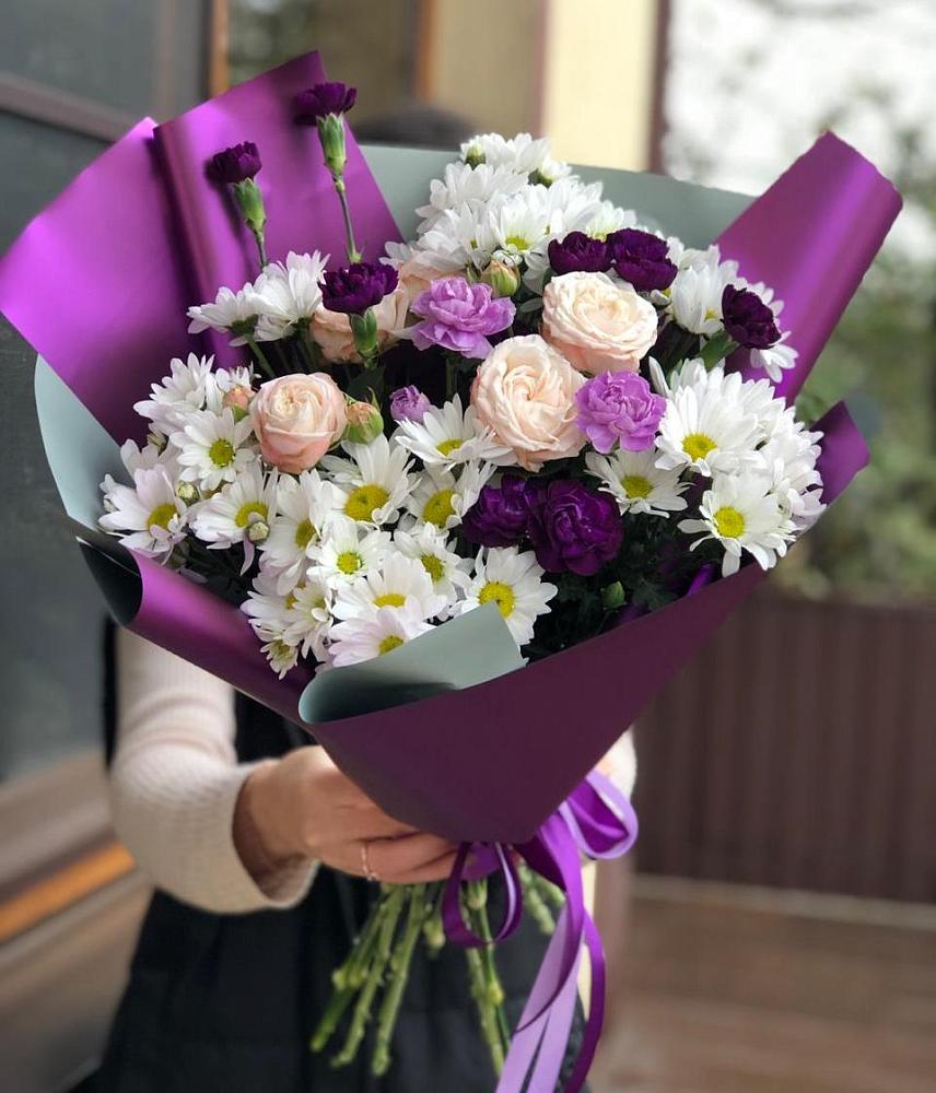 Букет цветов из: Хризантемы, Гвоздики и Розы в Ступино