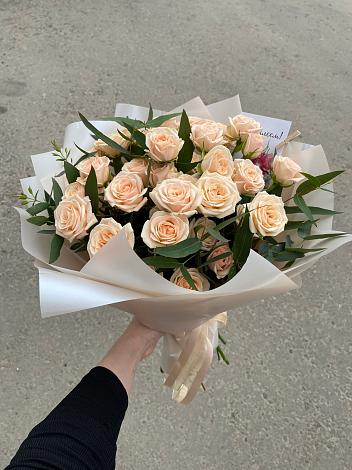Букет Кремовые розы Латте в Ступино