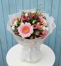 Букет цветов из:  Герберы, Альстромерии и Лизиантусы в Ступино