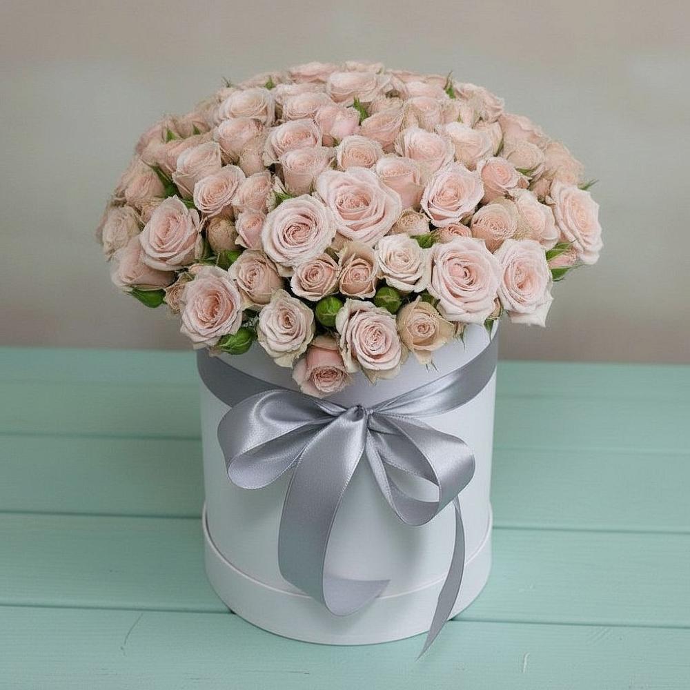 Цветочная композиция из Розы в шляпной коробке в Ступино